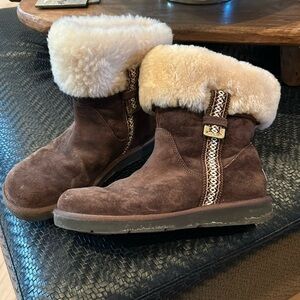 Vintage UGG BOOTS